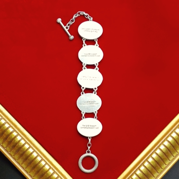 Twilight New Moon Alice Turquoise Cabochon Bracelet - Picture 6 of 9